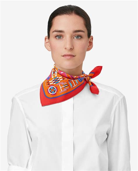 hermes scarf carre twill|how to wear Hermes twilly.